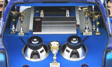 Резонанс салона-Распространение волн