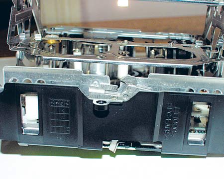 Характерные неисправности видеокамеры JVC GR-AX837 и способы их устранения