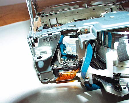 Характерные неисправности видеокамеры JVC GR-AX837 и способы их устранения