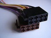 Как правильно подключить магнитолу.